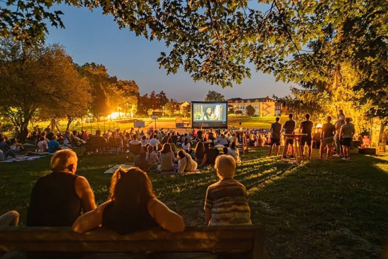 Letni kino v Ljudskem vrtu: Ohcet