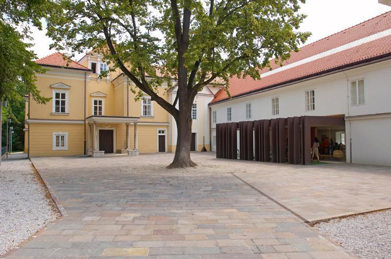 Vir: Koroška osrednja knjižnica dr. Franca Sušnika