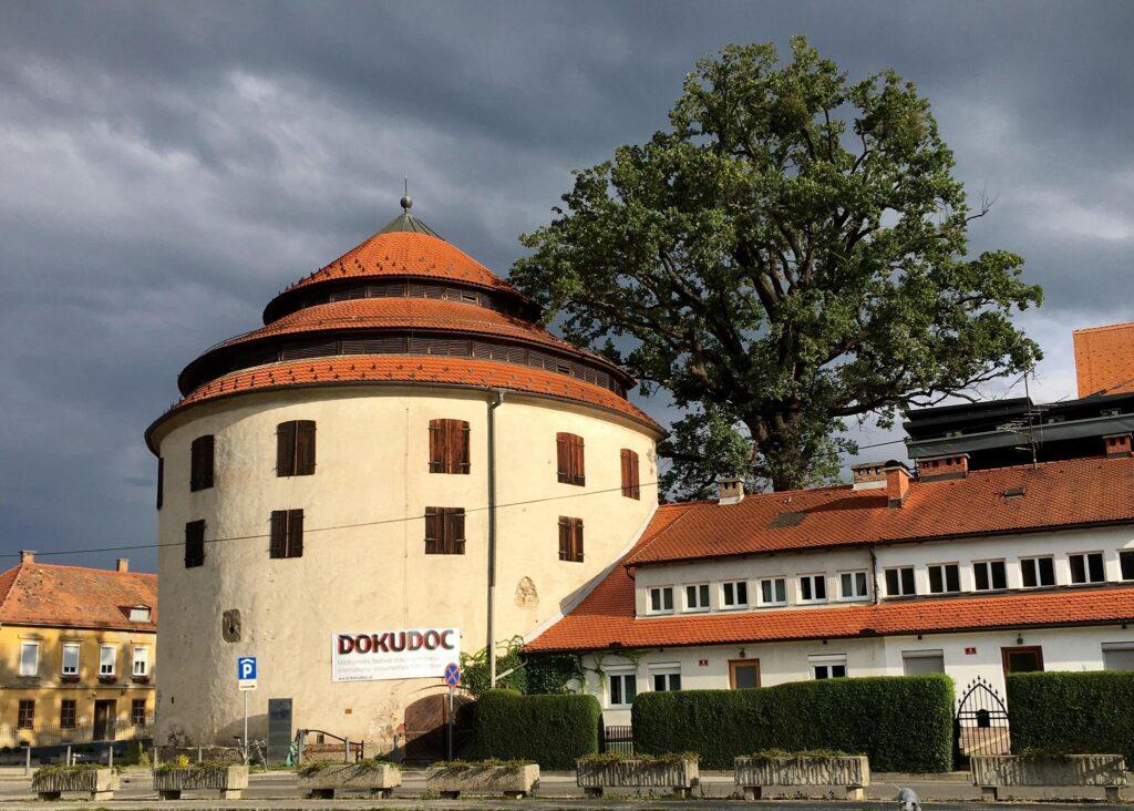DOKUDOC