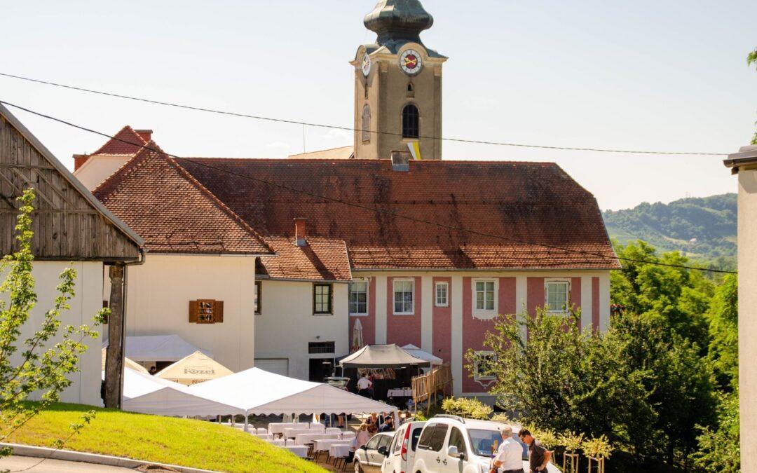 Glaserjev salon z galerijo