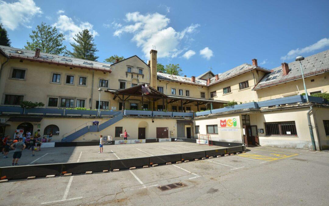 Mladinski center Idrija