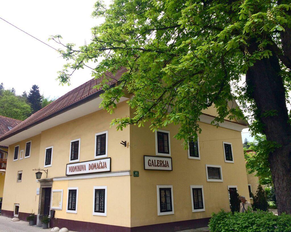 Vodnikova domačija