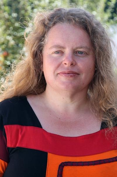 Pravljice pod krošnjami dreves: Dafko išče svoj jaz.