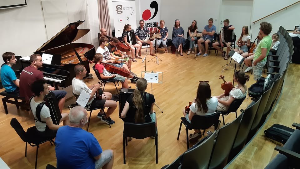 Celeia Klasika: Mladinski zbor Veter in udeleženci Poletnega glasbenega tabora Celje 2025