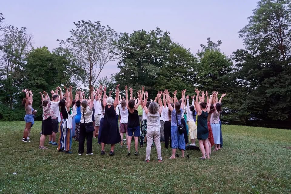 Poletni Art kamp • Planetarni ples: Obstoj