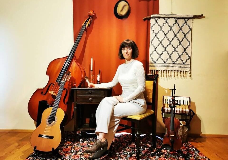 Sozvočja sveta: URUŠKA