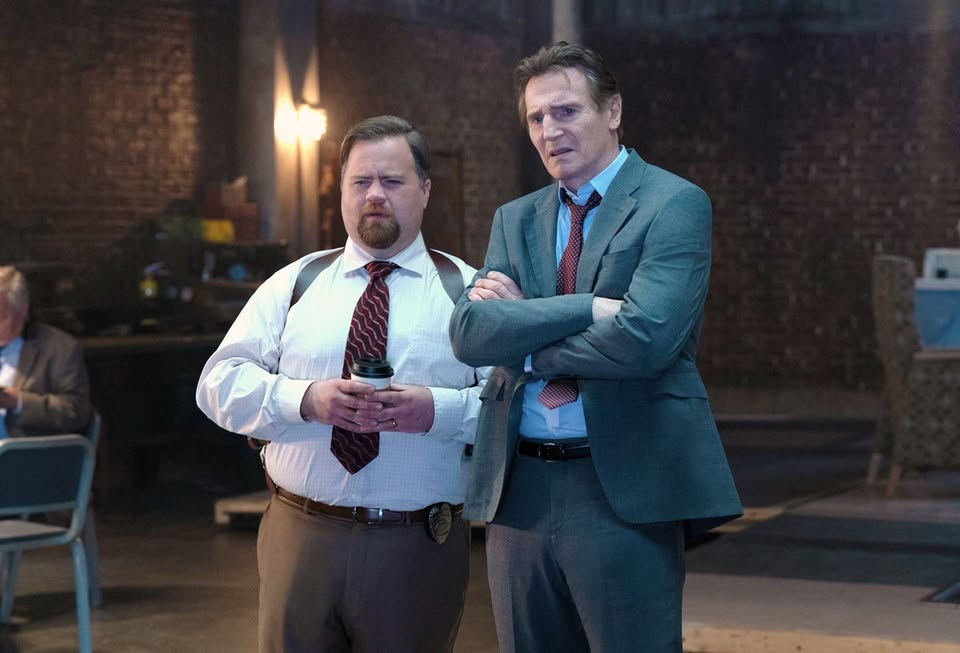 GOLA PIŠTOLA (akcijska komedija)