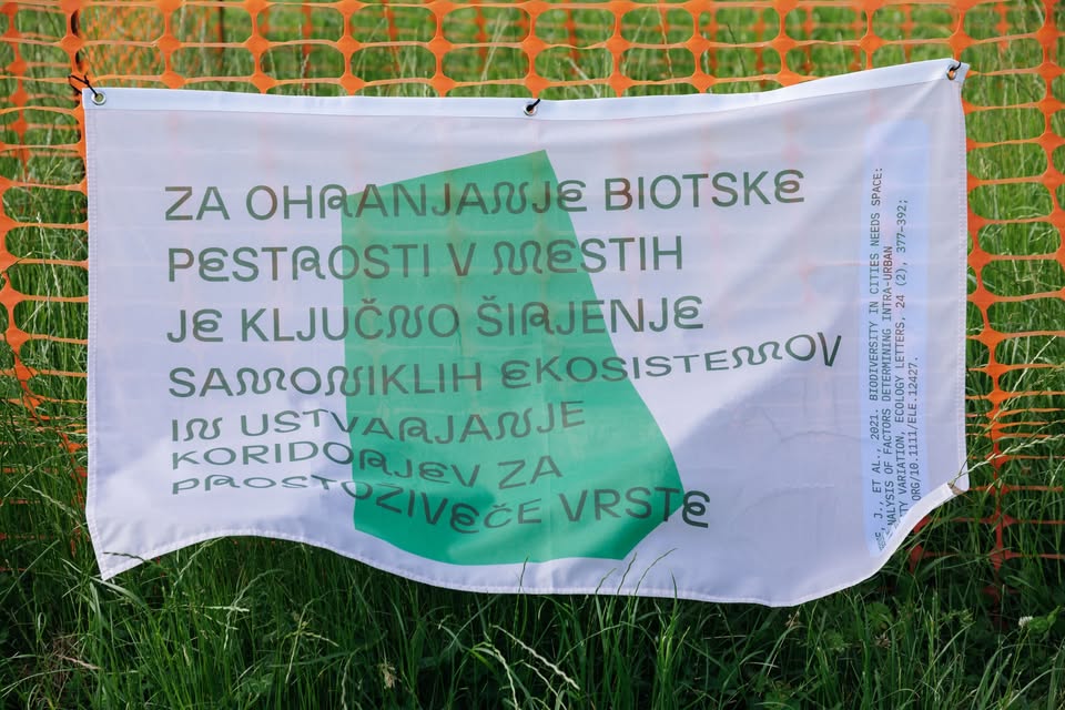 Obrt vseživosti: okrogla miza in predaja biodiverzitetnih parcel I Crafting Biodiversity Seminar