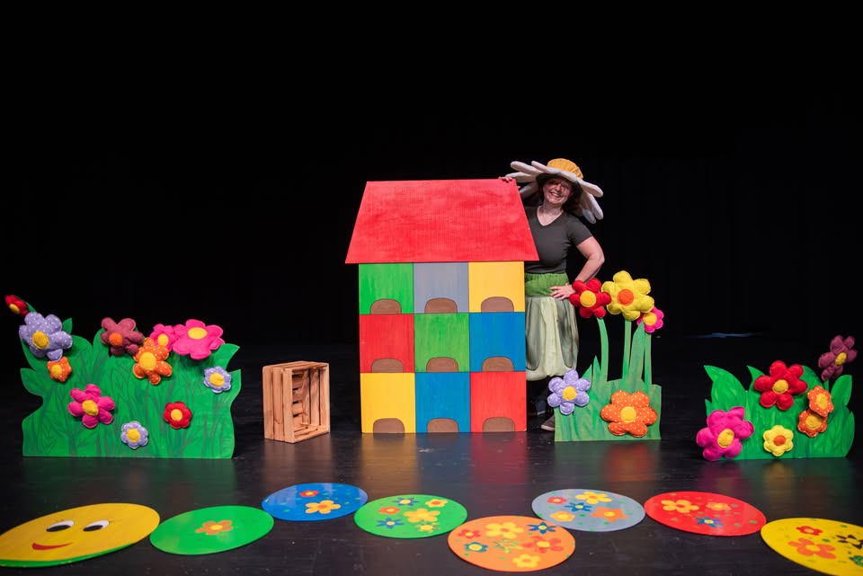 Gledališče Pravljičarna: Travniške zgodbe