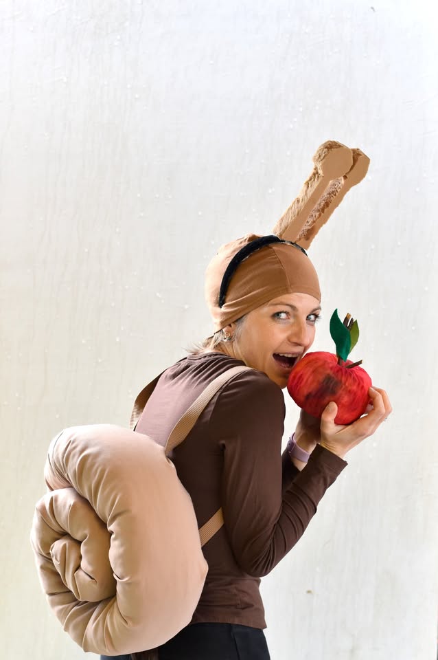 PRAVLJIČNI ABONMA / POLŽ ŠTEF SE UČI VLJUDNOSTI