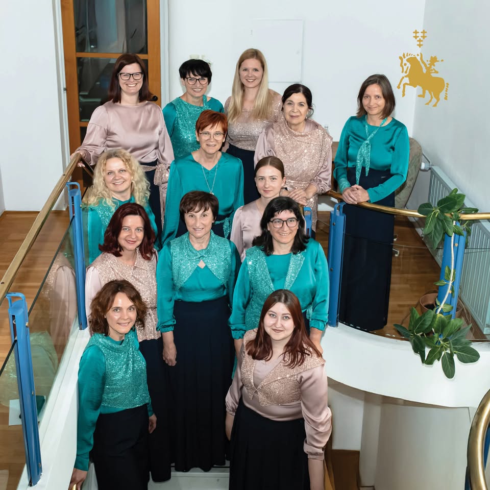 Večer Avsenikovih melodij z vokalno skupino Vodomke in ansamblom Ju-Hu