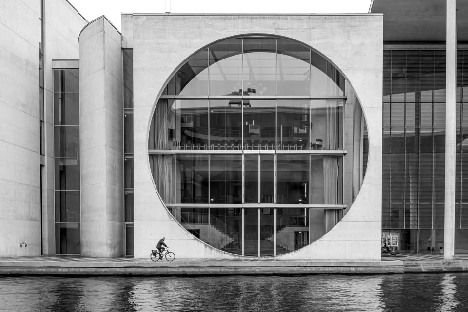 Maja Mavrič: Berlinski mozaik, razstava fotografij
