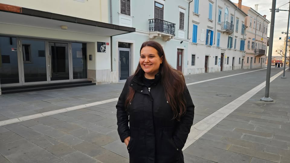 Med besedami in mejami: pogovor s Selmo Skenderović