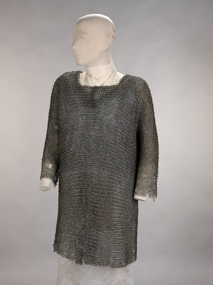 Raziskave verižnega oklepa, mednarodni simpozij