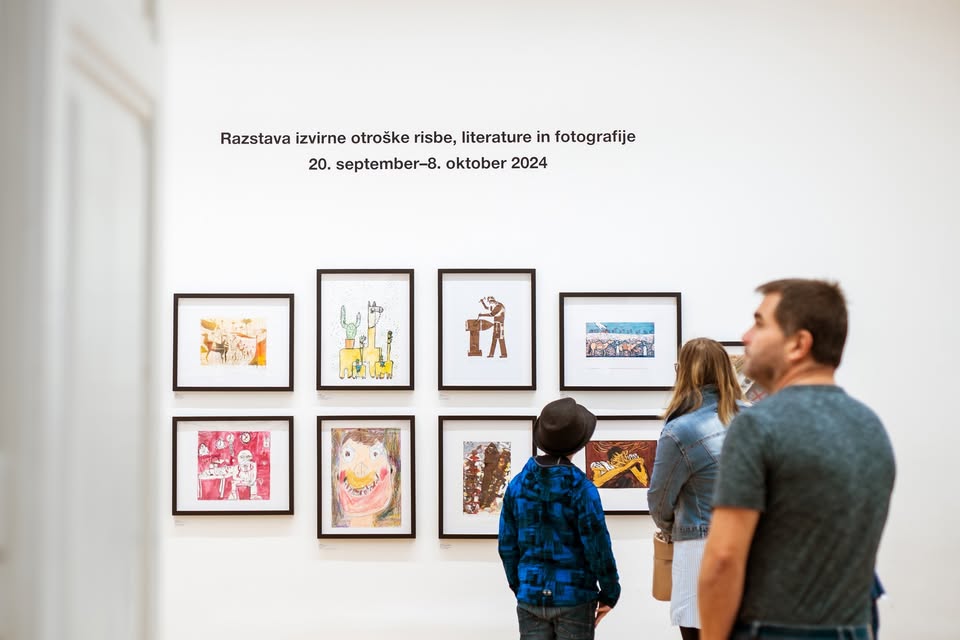Razstava izvirne otroške risbe, literature in fotografije
