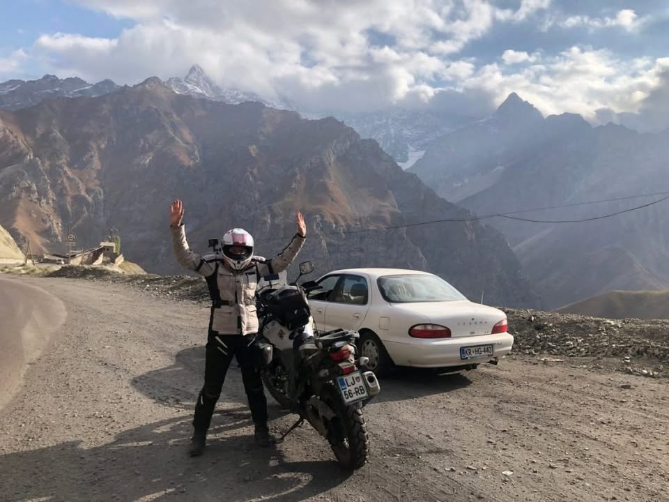 Potopisno predavanje: Z motorjem na svilno pot za dober namen