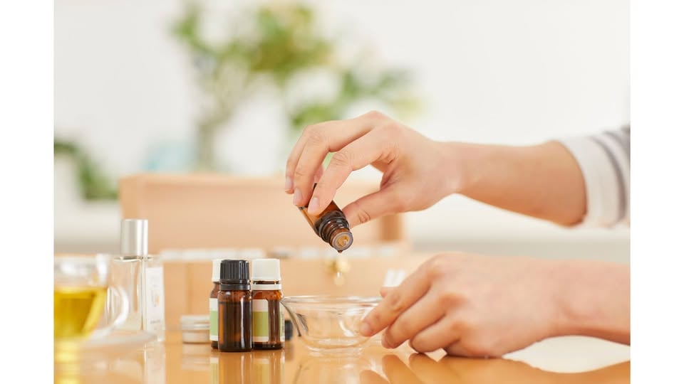 Aromaterapija: naravna podpora zdravju + Aromakozmetika