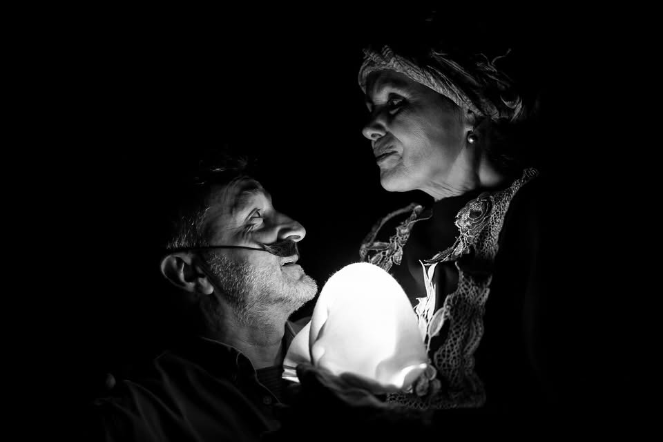 Izdelovalka mrtvaških prtov