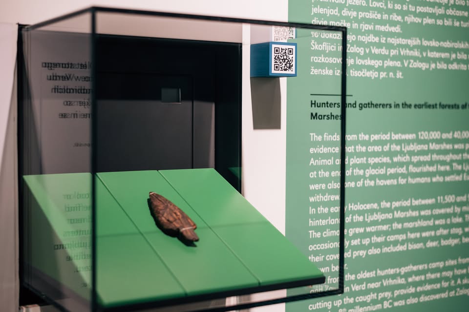 Javno vodstvo: Skozi QR kode v konservatorsko-restavratorski svet