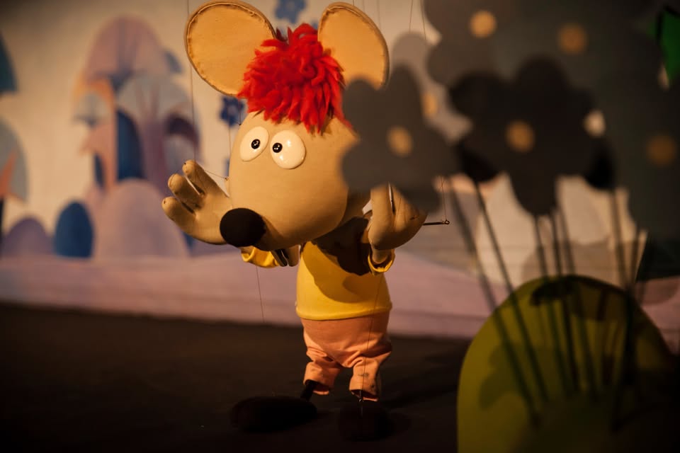 SAPRAMIŠKA, lutkovna predstava