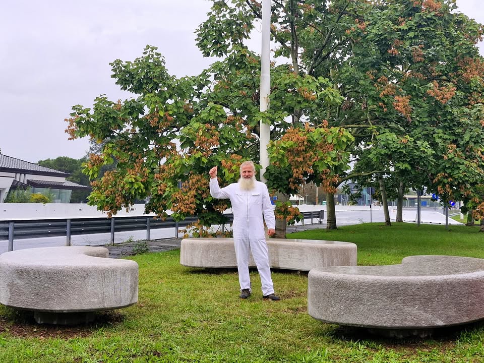 Odprtje skulpture Boštjana Kavčiča z naslovom Stičišče kultur / Punto d’incontro di culture