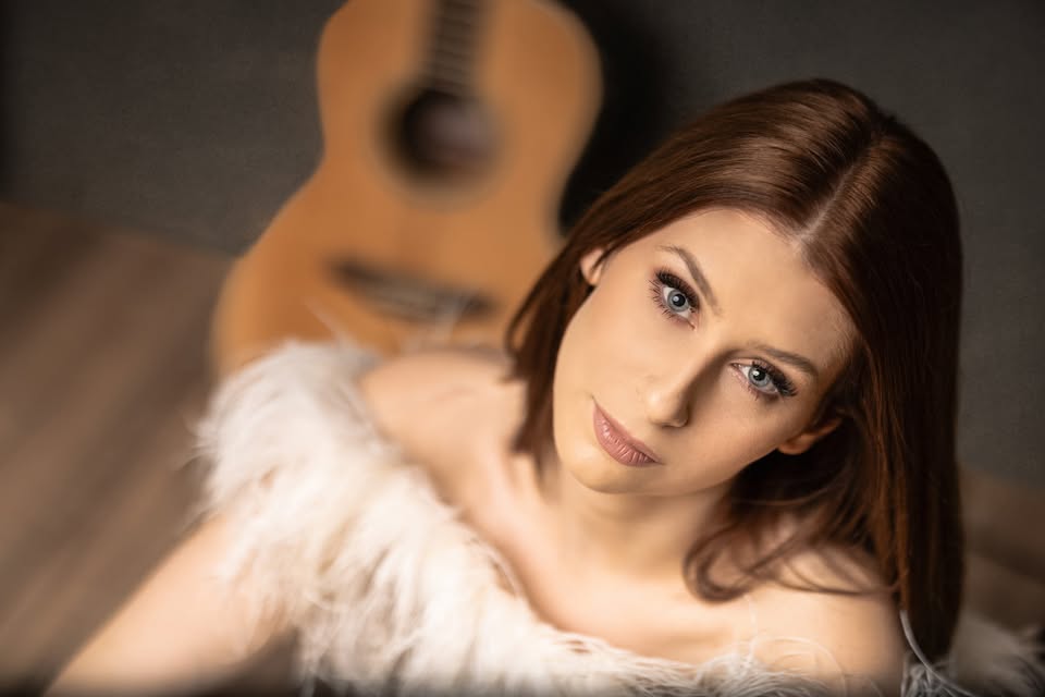 blunout • Eva Boto • 13.12.2025