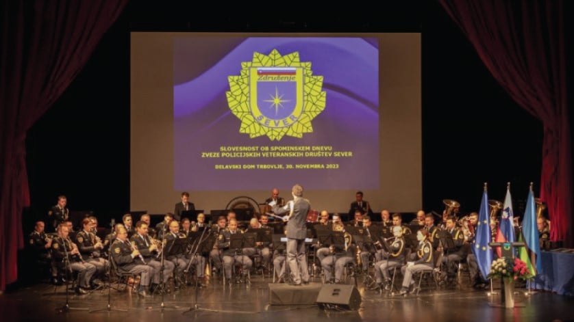 Koncert Policijskega orkestra ob dnevu suverenosti in 35-letnici MSNZ