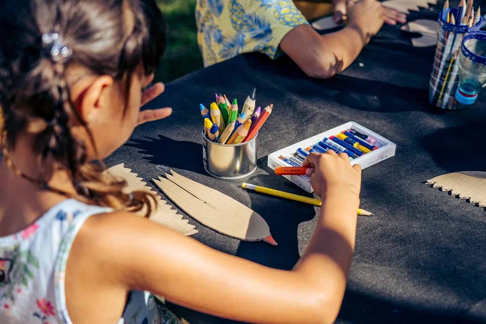 Otroška delavnica: S PTICAMI NAD OBLAKI