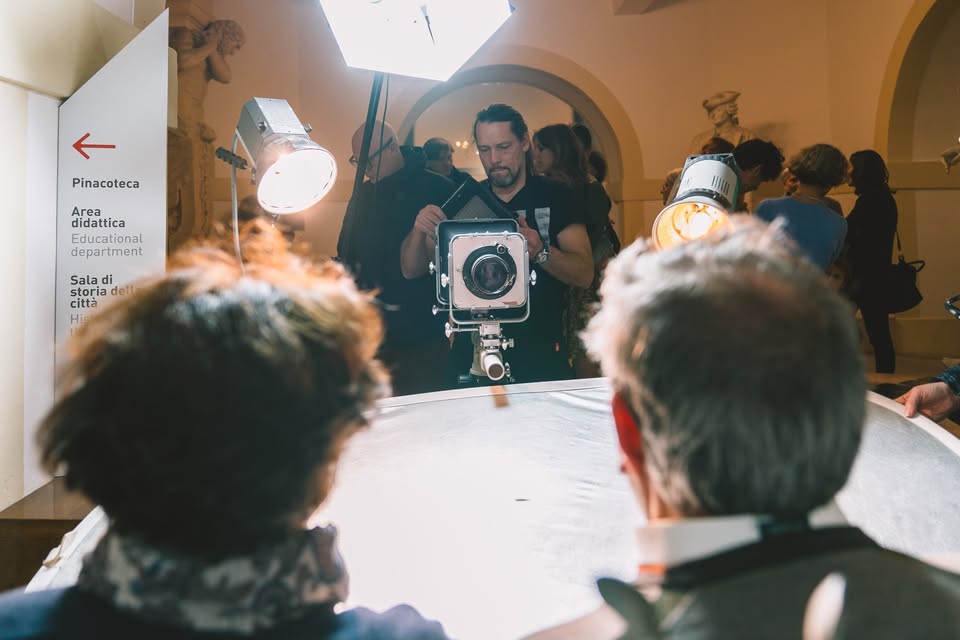 Portretiranje na steklo s Borutom Peterlinom