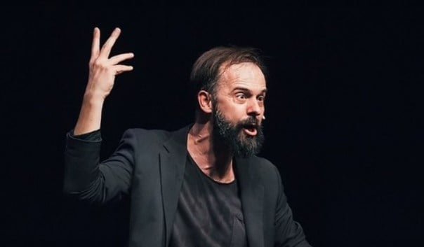 Monokomedija - Jamski človek