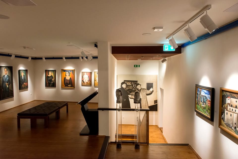 Javno vodstvo po stalni zbirki Vena Pilona