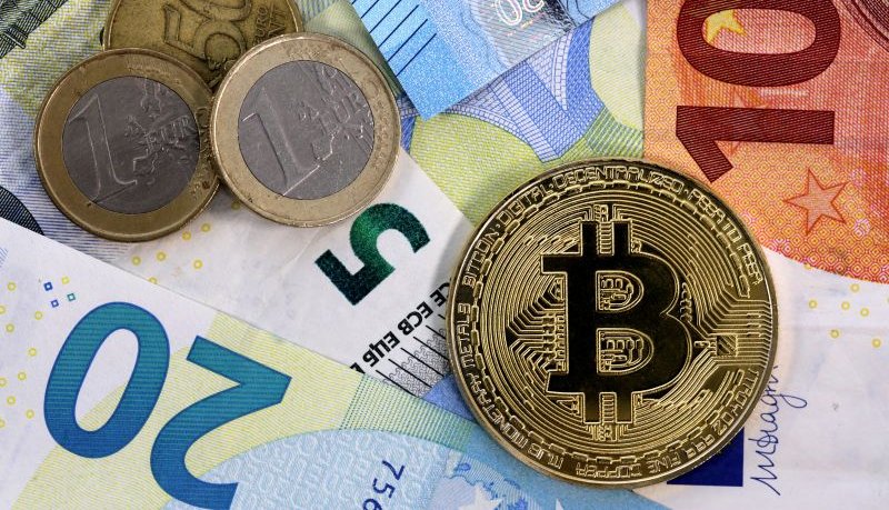 Torkovo srečanje: Digitalne valute – kakšna je prihodnost denarja?