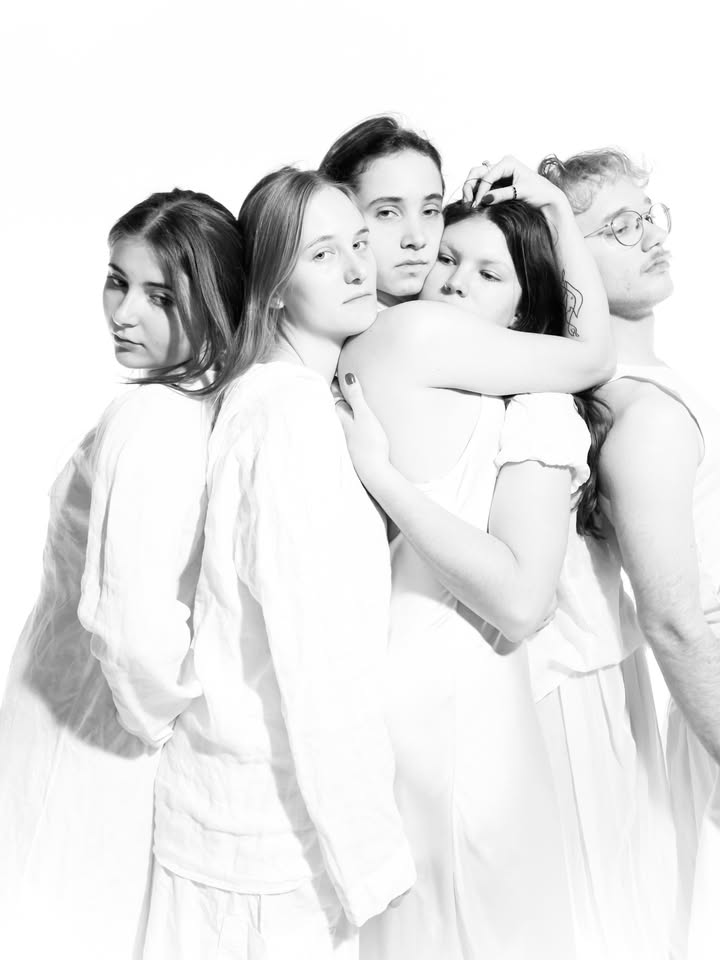 Ko voda gori // PREMIERA