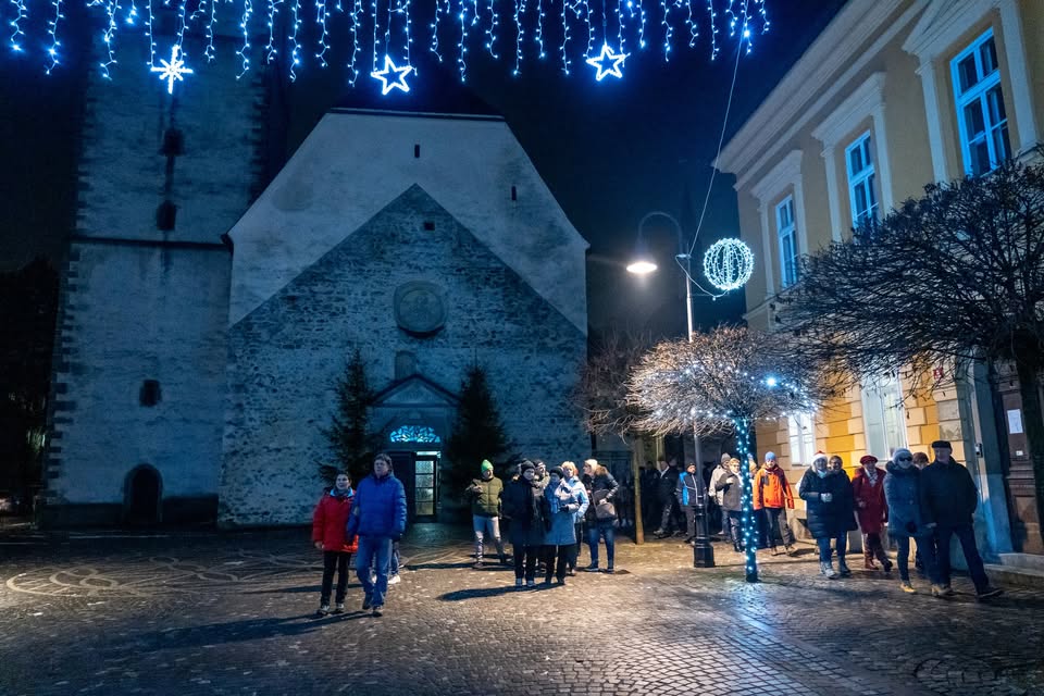 Sprehod ob mestnem obzidju