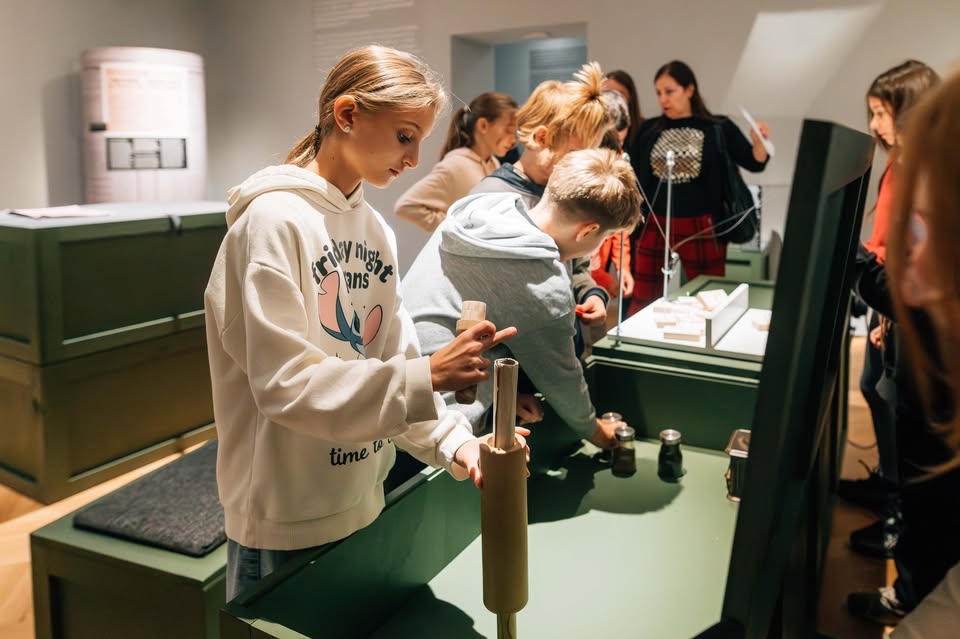 Zimske muzejske vragolije: Tudi med vojno so se sladkali…