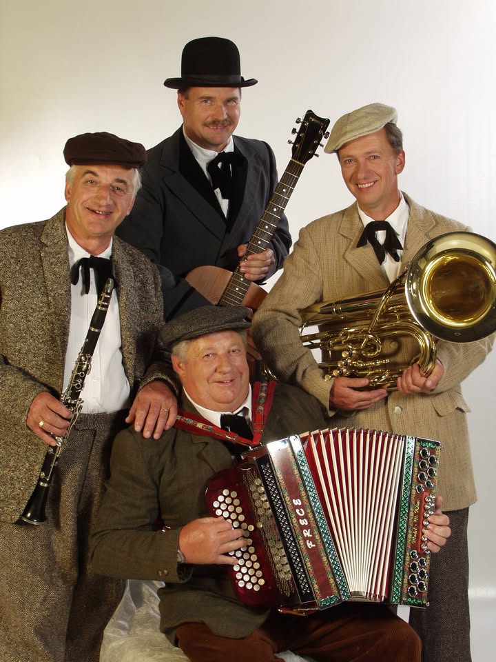 Odprtje razstave Šentjurski muzikantje