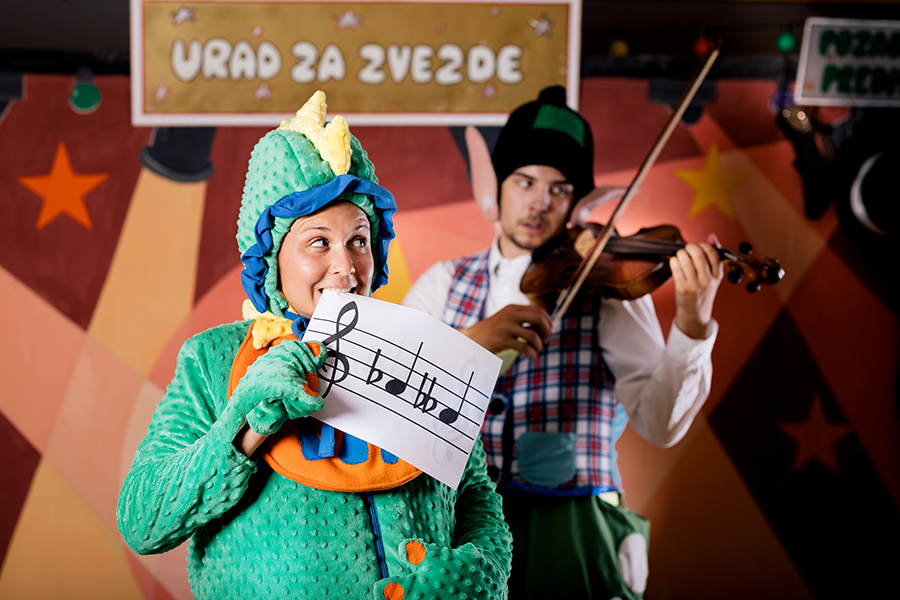 Dino in čarobni Toni, gledališka predstava v izvedbi gledališča Ku-Kuc