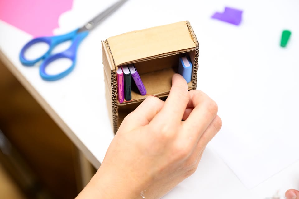 Otroška delavnica: FILMSKI SVETOVI NA FILMSKIH PLAKATIH