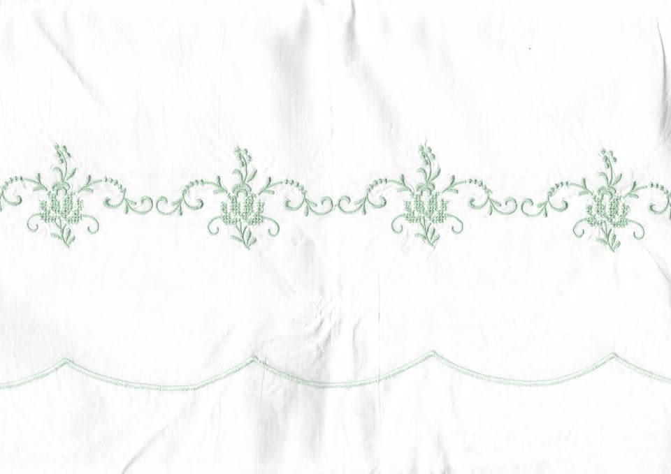 Kara Marušič: Z vznožja postelje