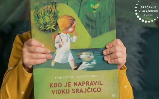 Četrtkovo popoldne s pravljico Kdo je napravil Vidku srajčico