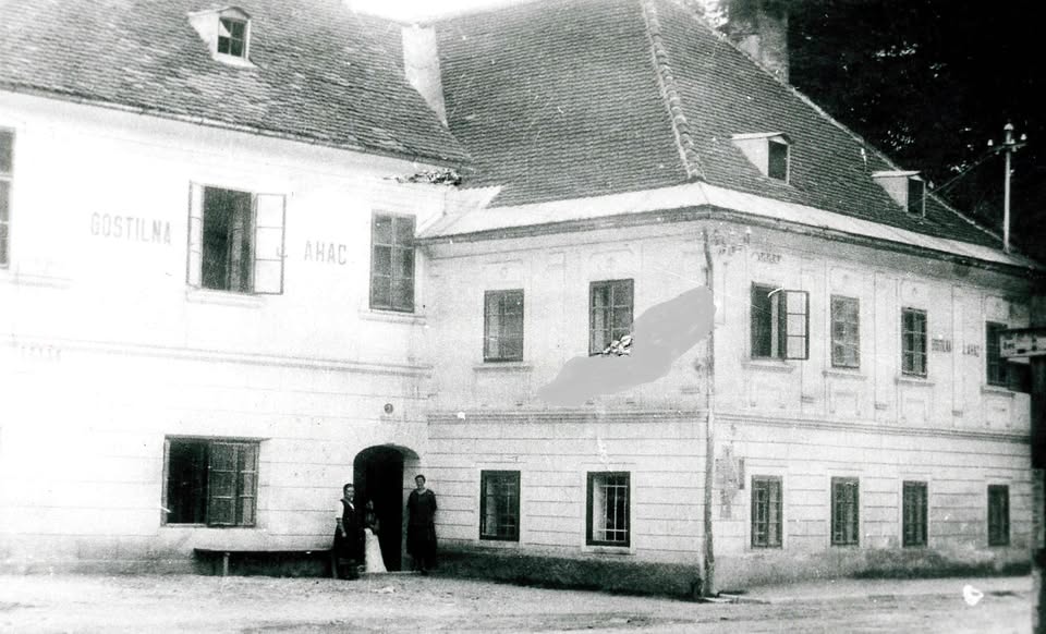 Muzejske zgodbe na Koroškem radiu: Primer Jugoslavije po 2. svetovni vojni