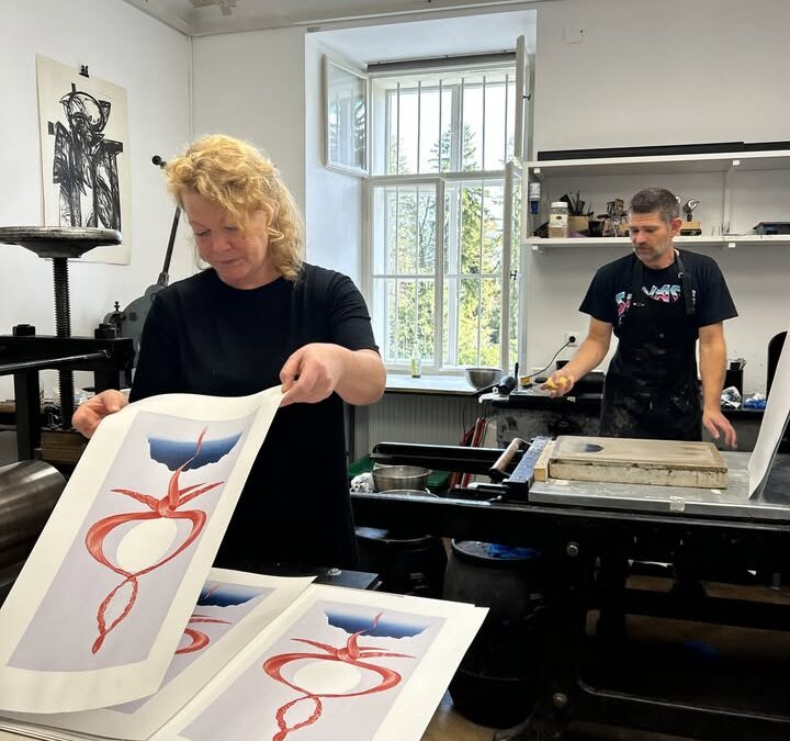 ODPRTA VRATA ATELJEJA z umetnikoma Julie Peter in Kasperjem Flengom