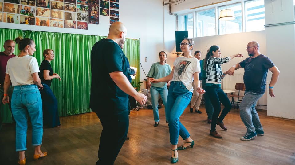 Nedeljsko Blues preplesavanje Sabino in Mihom