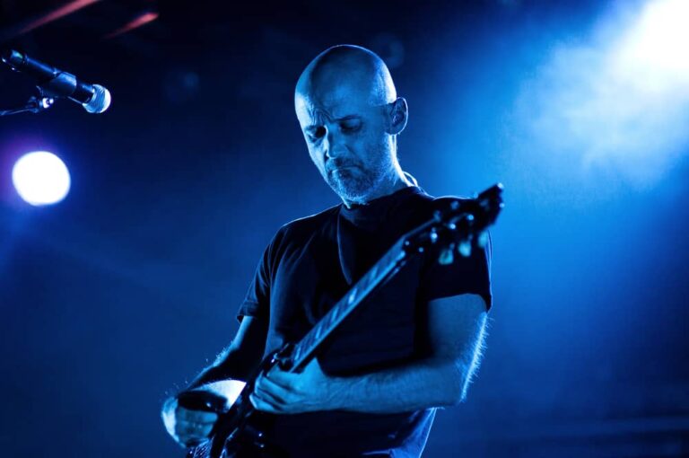 Moby kritičen do pesmi “Lola”, The Kinks odgovarjajo