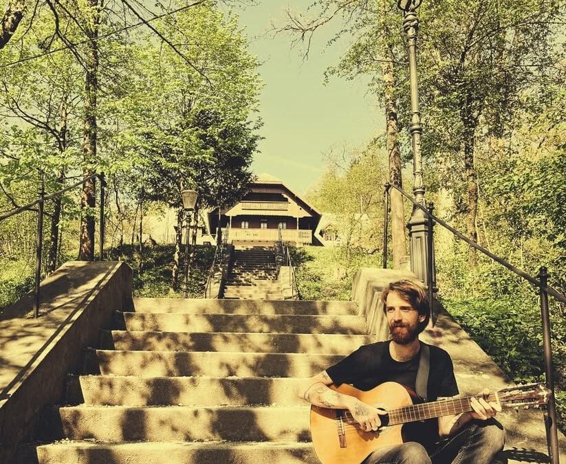 Sozvočja sveta: VASJA ONIČ – ujma